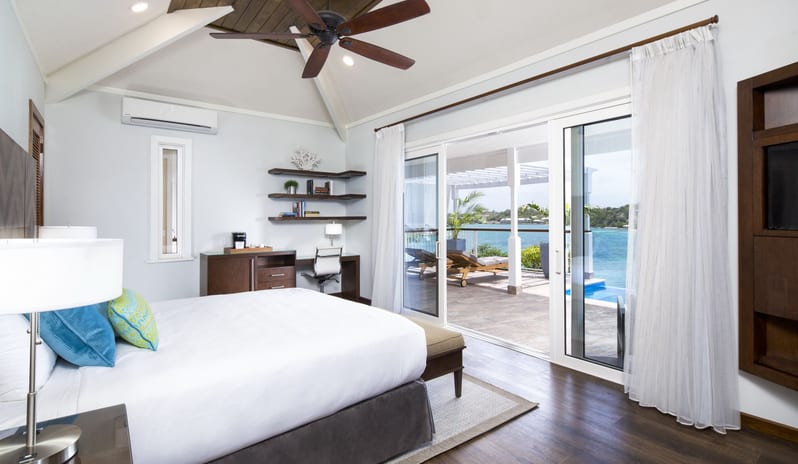 Hammock Cove - Waterfront Villa Bedroom